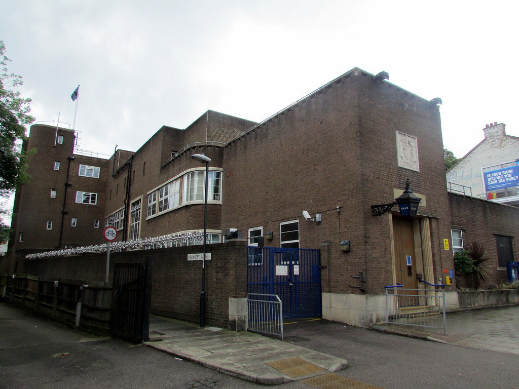 Eltham Police Station Well Hall Road, Eltham. Flickr
