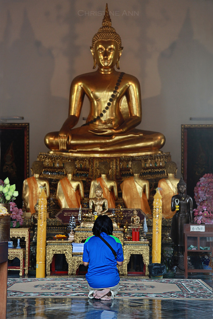 PrayingBuddhaBuddhistStatuePrayerWorshipStatuesShri… Flickr