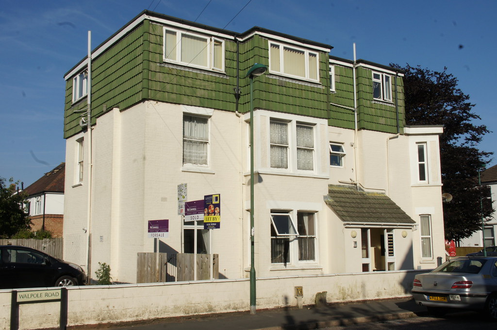 Sherborne House (Sherborne Hotel), 6 Walpole Road,