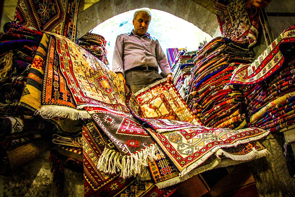 Rug Salesman in Şanlıurfa, Türkiye Will Rockett Photographer Flickr