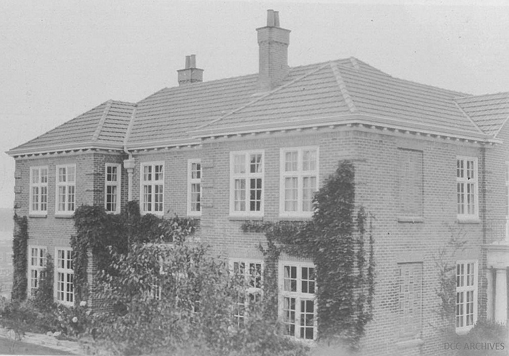 Mater Hospital, 19 Royal Terrace The Sisters of Mercy purc… Flickr