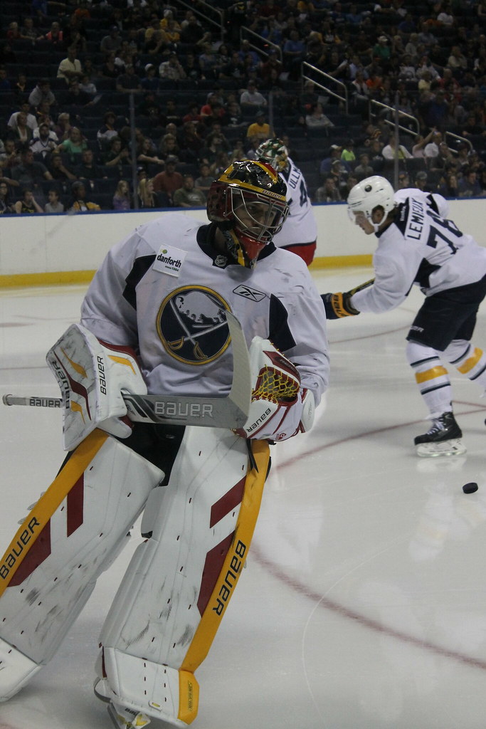Jonas Johansson Jonas Johansson takes the ice with his tea… Flickr