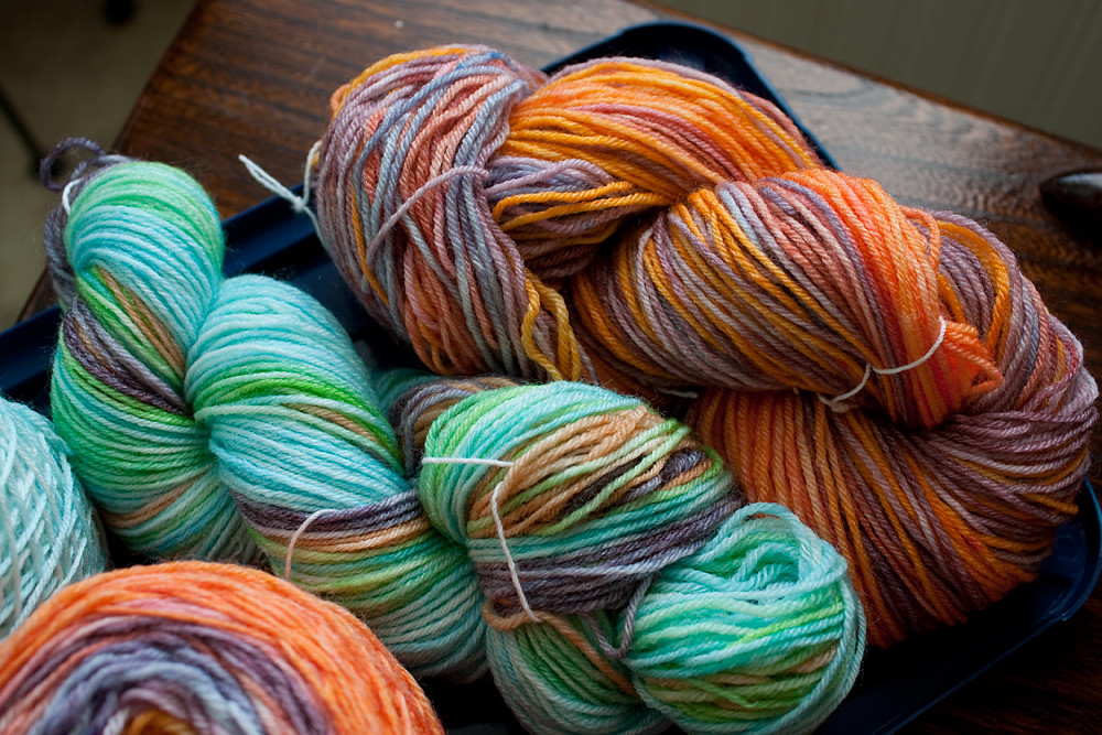 Yarn à la Microwave Dyeing some yarn in the microwave. Mad… Flickr