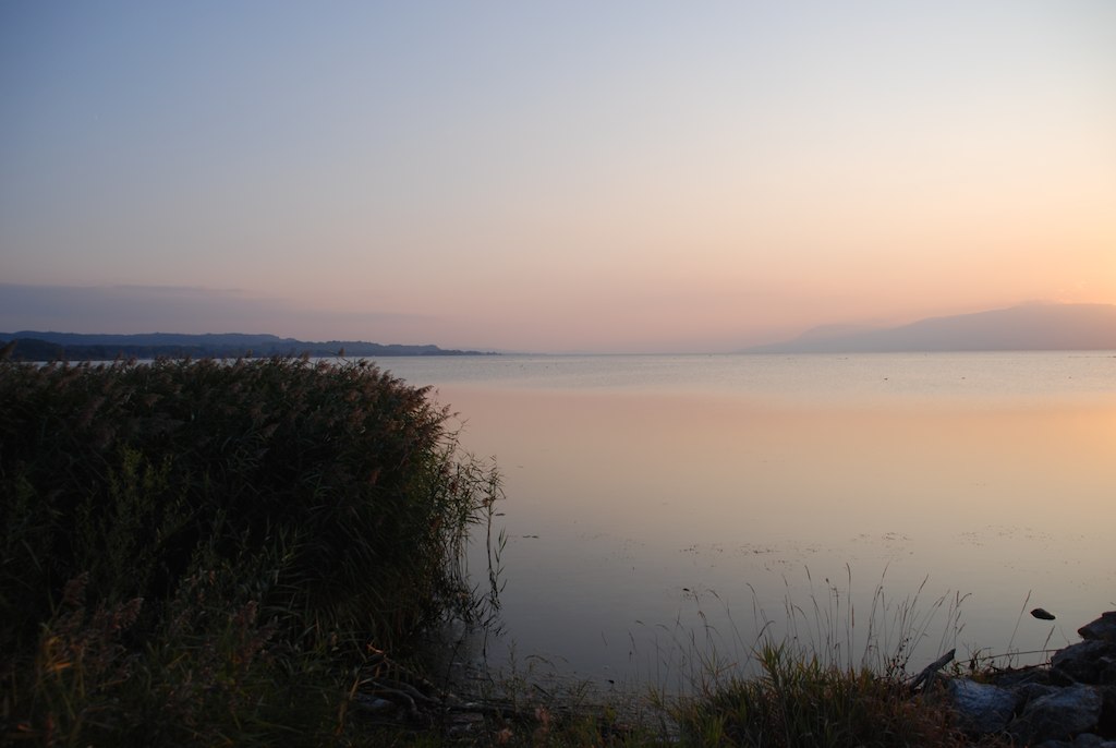 Coucher de soleil sur le lac de Neuchâtel PierreYves