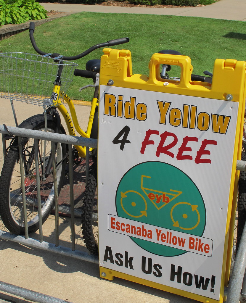 IMG_3098 Escanaba Yellow Bike A program for free use of Ye… Flickr