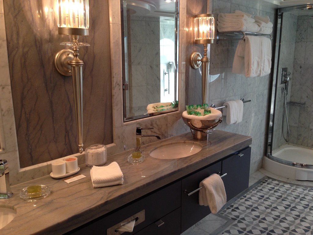 Oceania Marina Bathroom Cruise Ship cruisedotco Flickr