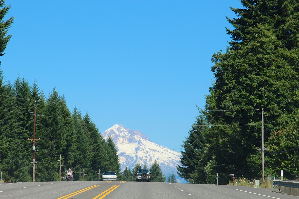 Driving to Mt Hood on Route 26 Route 26 Mt Hood Highway,… Flickr