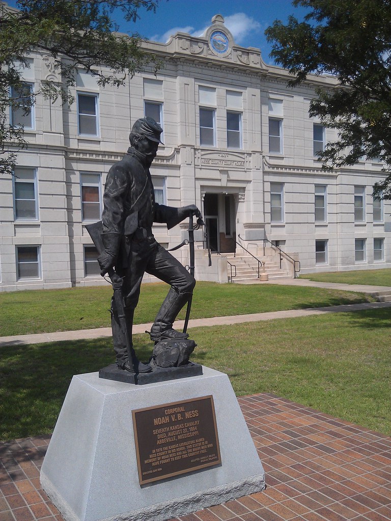 Ness County Courthouse Ness City KS (2) Kevin Stewart Flickr