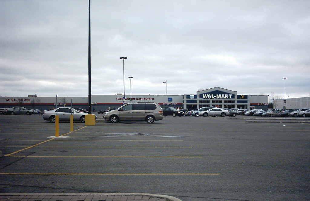 WalMart Ottawa South (store 3131) The WalMart in south … Flickr