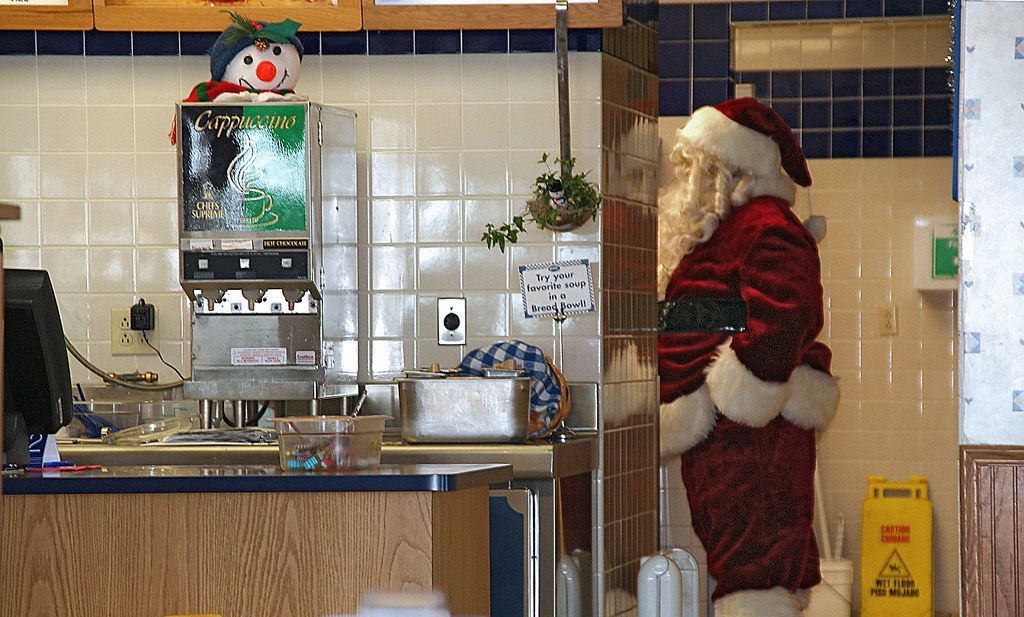 Papa, nobody likes a skinny Santa He wasn't aware that som… Flickr