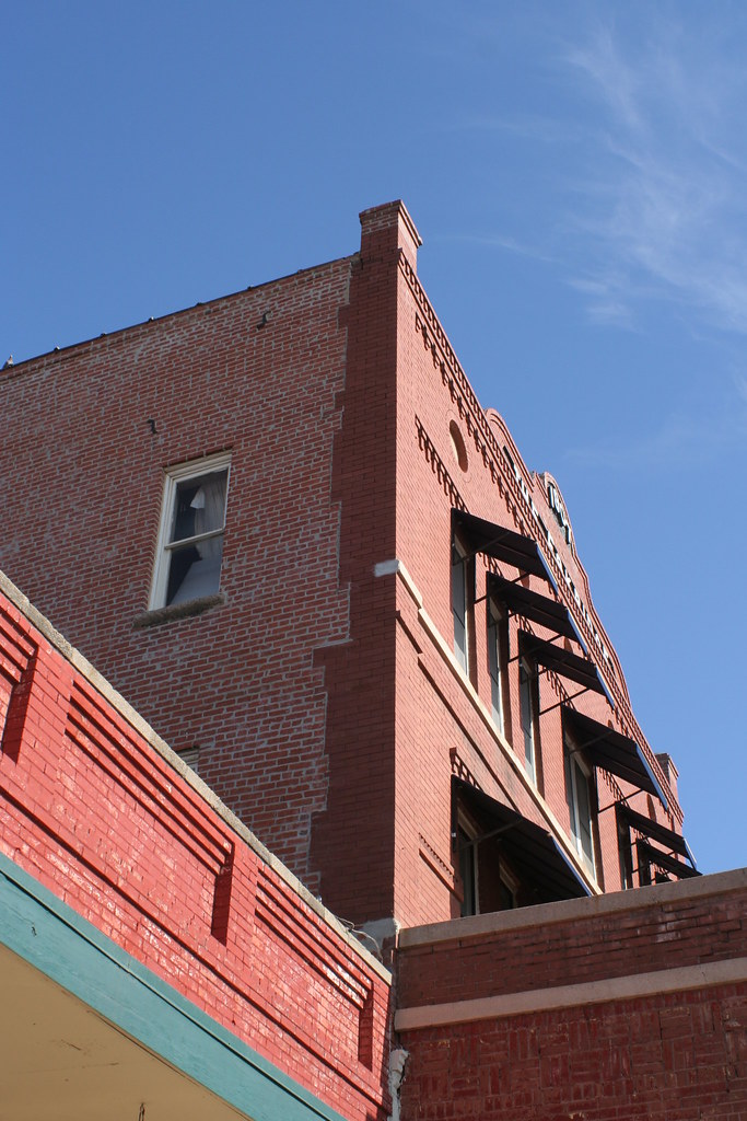 Eskridge Hotel Abstract Wynnewood, OK The 1907 Eskridge … Flickr