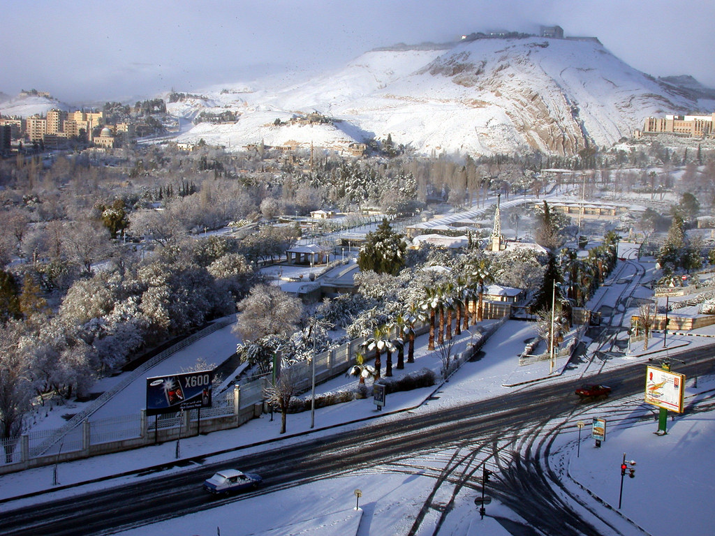 Snowy Damascus Jawaherlal Nehru Street and Tishreen Park, … Flickr