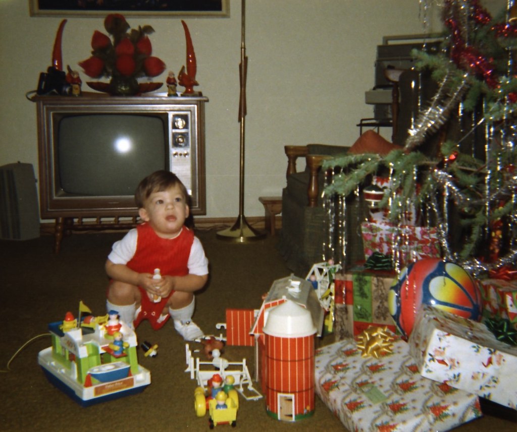 Christmas Decor 1972 Christmas 1972 We celebrated Christmas in 1972 at my paren… Flickr