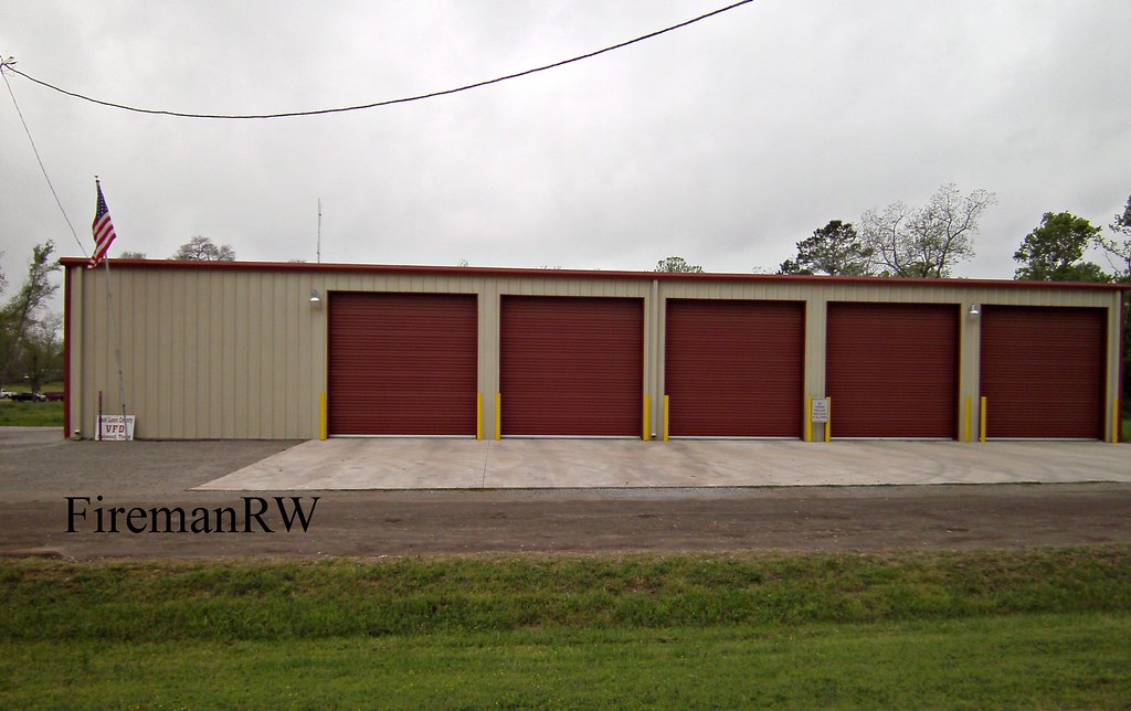 Oakwood, TX VFD Station FiremanRW Flickr