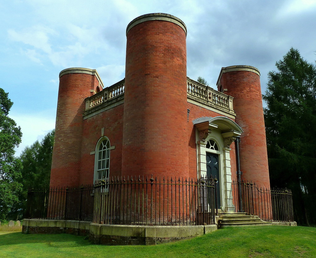 Queen Anne's Summerhouse Built around 1714 by the wealthy … Flickr