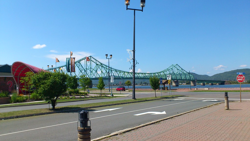bridge PointealaCroix /Campbellton Pythia Flickr