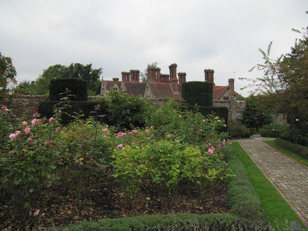 The rose garden Borde Hill Gardens near Haywards Heath, We… Flickr