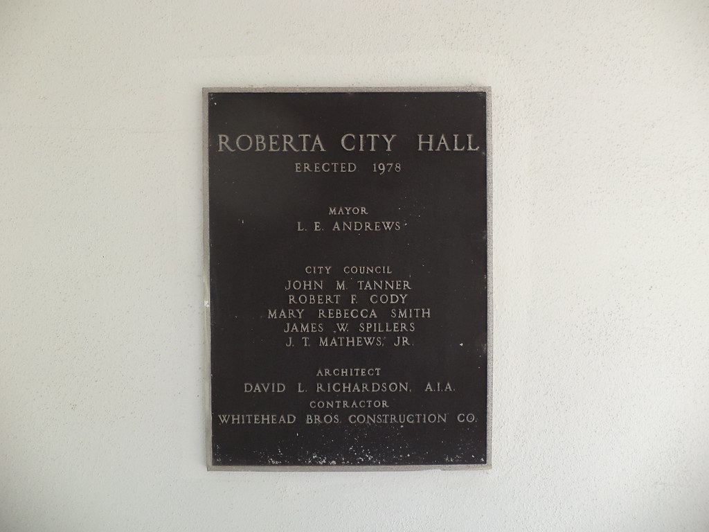 Roberta City Hall plaque MJRGoblin Flickr
