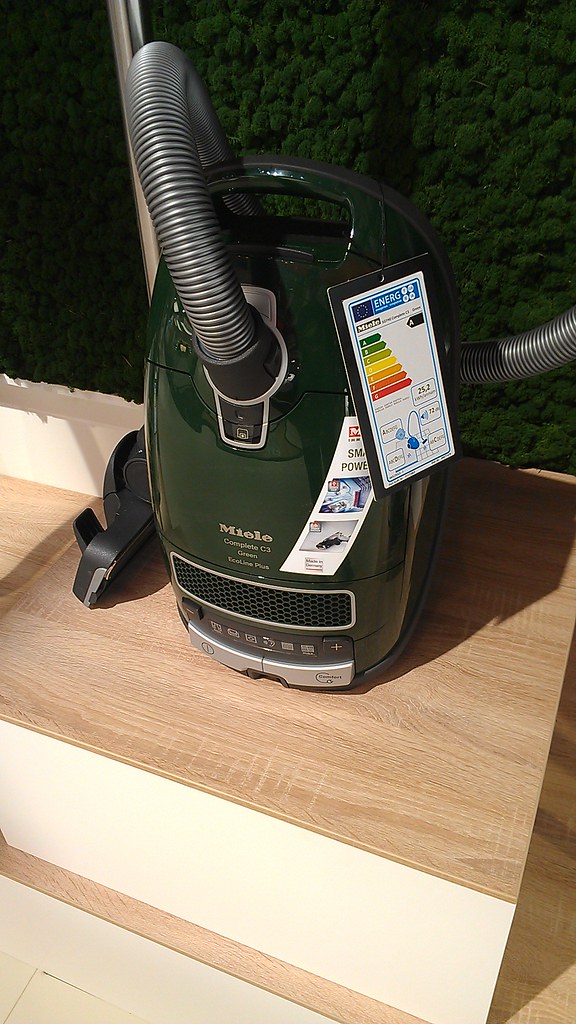 Miele vacuum cleaner Complete C3 Ecoline Plus with energy … Flickr