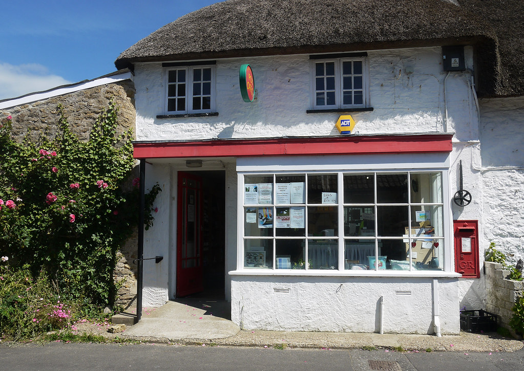 The Post Office, Burton Bradstock The post office is in th… Flickr