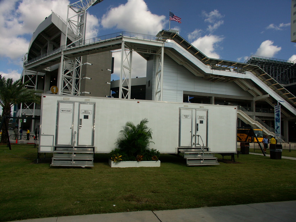 PICT9914 KONICA MINOLTA DIGITAL CAMERA Jacksonville Division of