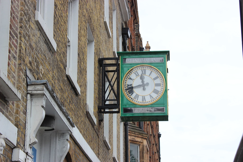 East End Maternity Hospital clock. Commercial Road, Limeho… Flickr
