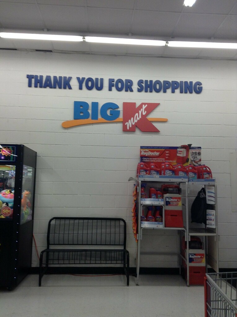 Kmart in Sault Ste Marie, MI The Big Kmart signage is stil… Flickr