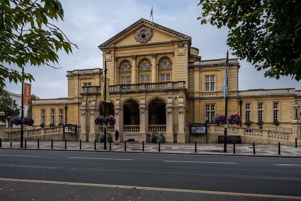 Cheltenham Town Hall Situated in Imperial Square, the Tow… Flickr