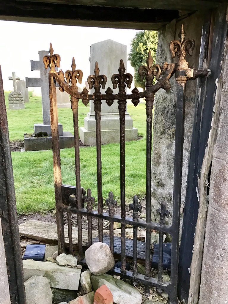 Belhelvie Kirk And Cemetery 1800 Aberdeen Scotland Flickr