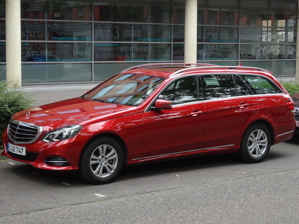 2014 Mercedes-Benz E-Klasse T-Modell | Harry_Nl | Flickr