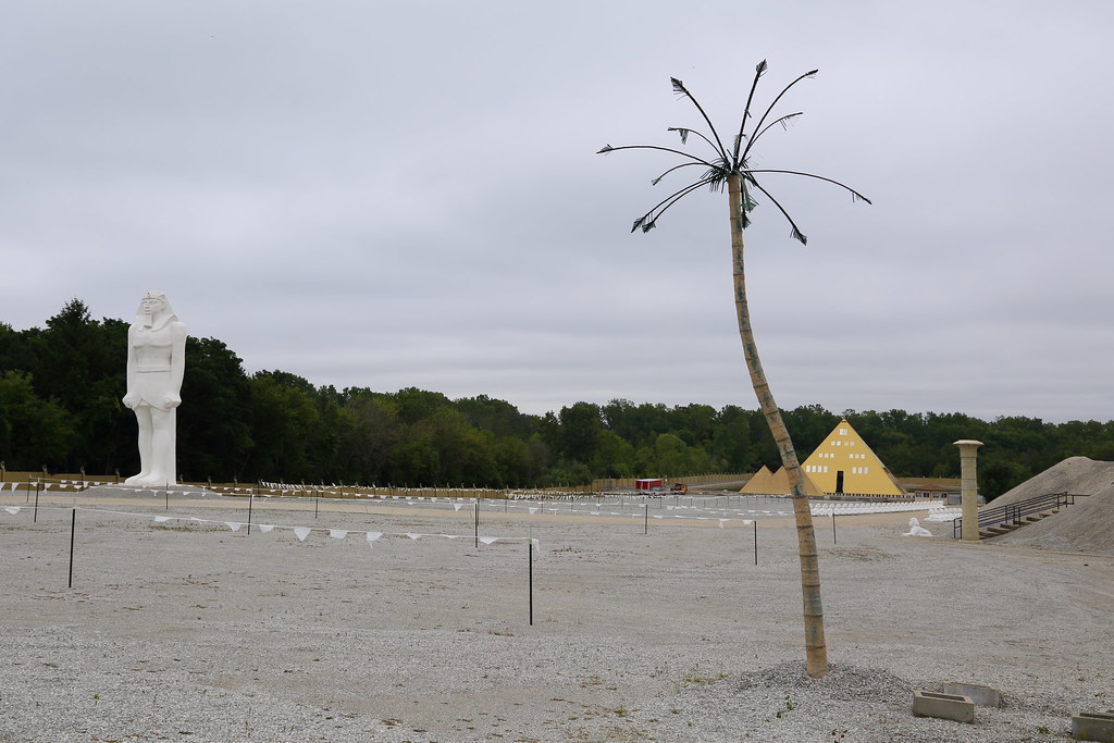 Gold Pyramid estate Rooms can be rented for hosting events… Flickr