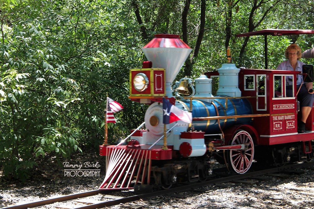 ChooChoo Train & Conductor Brackenridge Park Train in San… Flickr