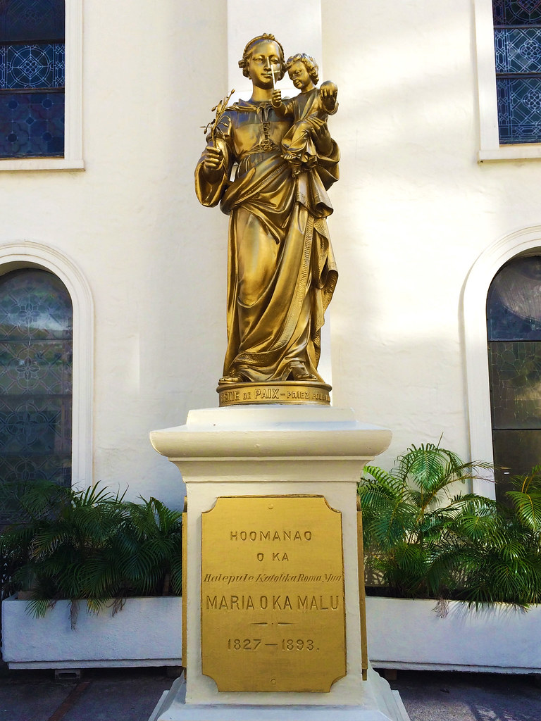 Statue of Our Lady of Peace At the Cathedral of our Lady o… Flickr