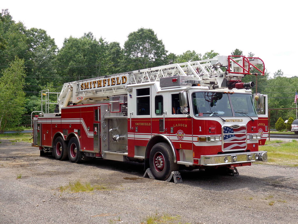 DSC01668 Smithfield Fire Department, Smithfield, RI SmithAppleby