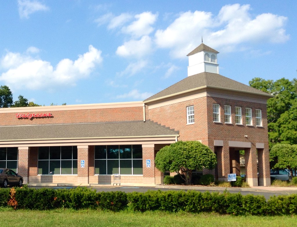 Walgreen's Walgreen's, Pharmacy, Southbury, CT by Mike Moz… Flickr