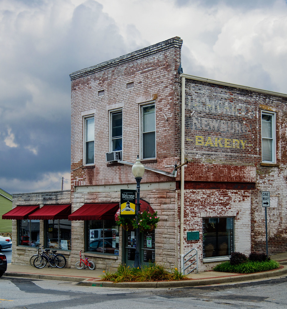 Newburgh Indiana (1803) Heritage buildings along the Ohio … Flickr