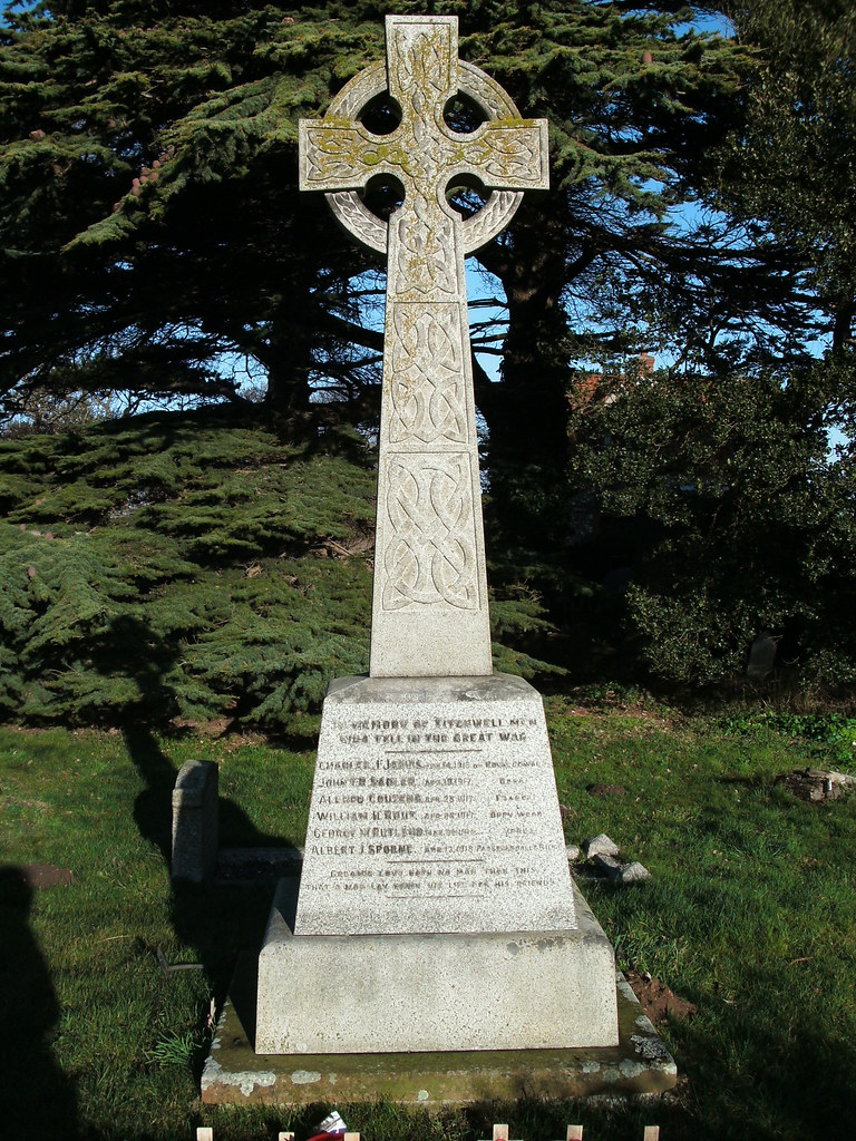Titchwell War Memorial Charles Jarvis GEDSC DIGITAL CAME… Vicky