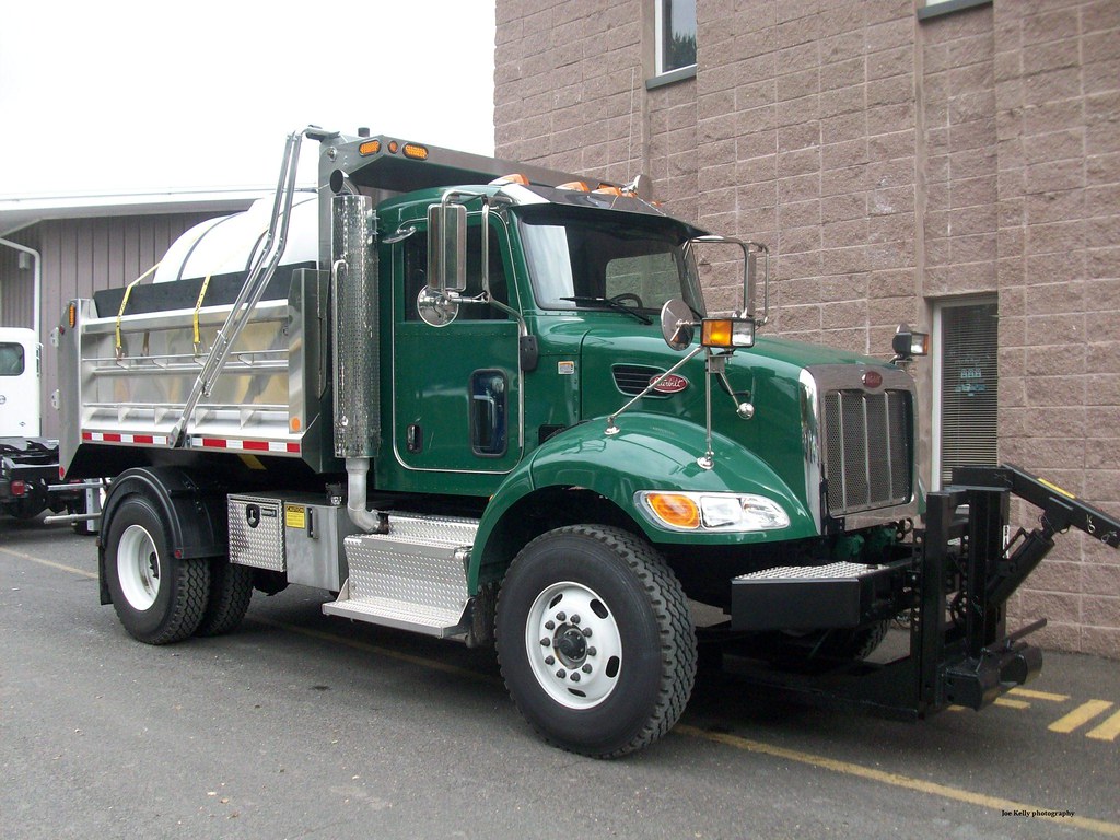 Township of Jackson, NJ 2015 Peterbilt 348 dumpplow_1 Flickr