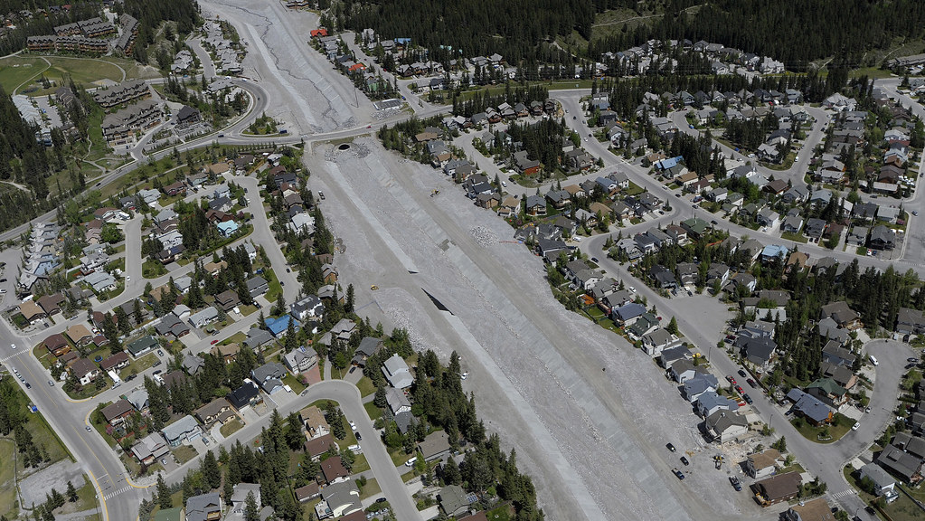 Flood recovery Cougar Creek in Canmore Premier Hancock to… Flickr