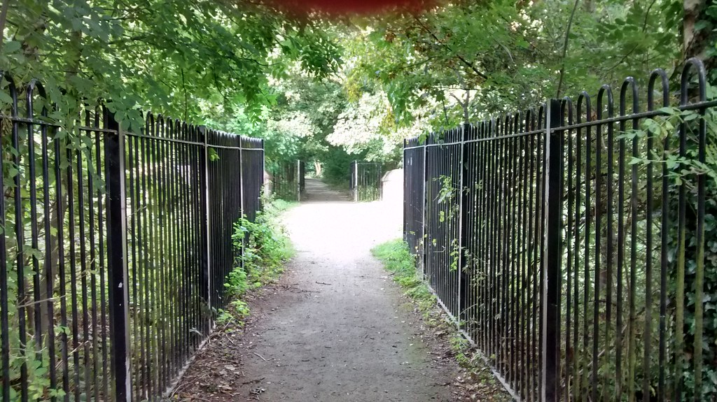 Park Hill Road Bridge, looking towards Hagley Road and Bir… Flickr