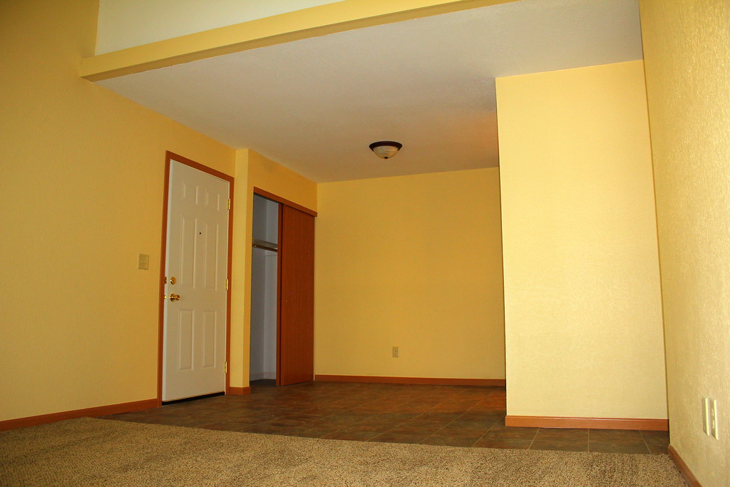 Maple Creek Apts Beloit, Wisconsin Viviana Nadowski Photography