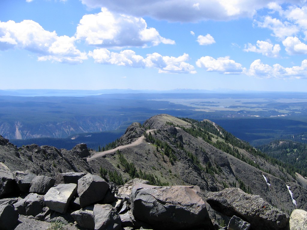 Summit View from Mount Washburn Mount Washburn (elev. 10,2… Flickr