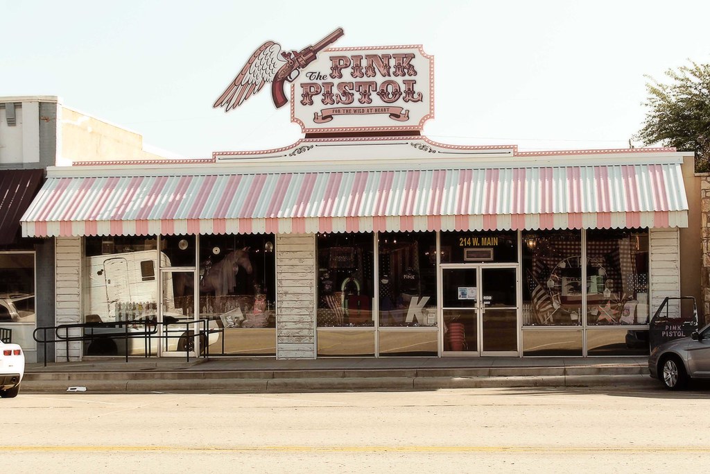 Miranda Lambert's The Pink Pistol in Tishomingo, OK Flickr