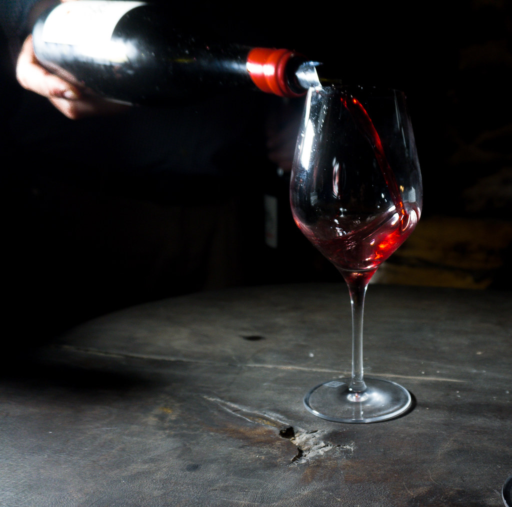 Red wine Pouring red wine kismihok Flickr