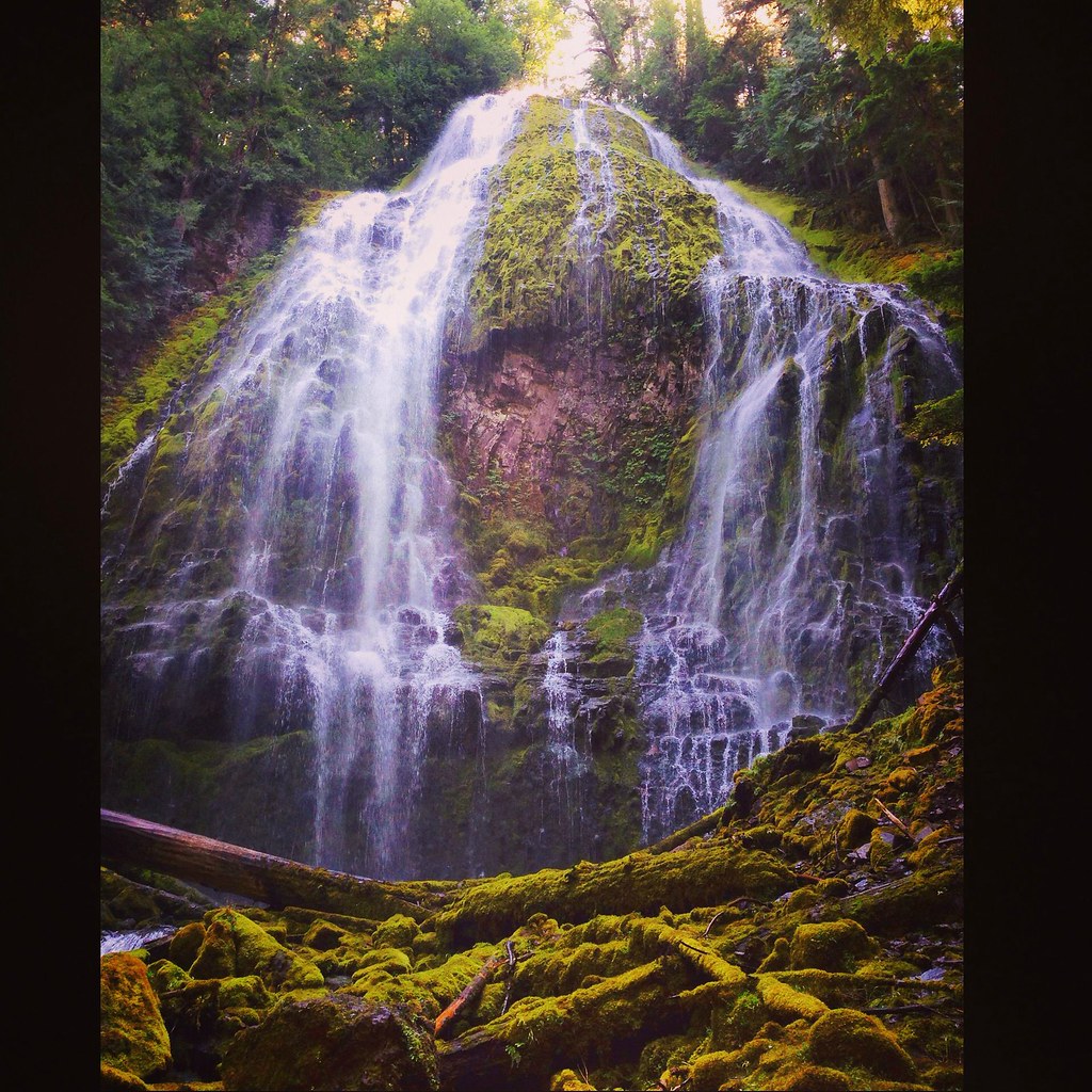 Blue River, Oregon [1920x1920] By Meesha Thomas ift.tt/1s1… Flickr