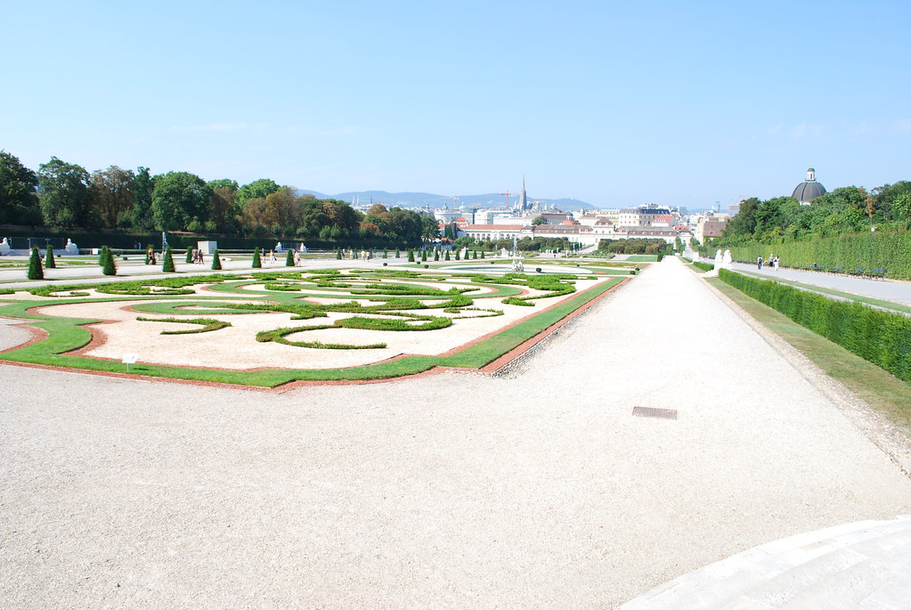 Belvedere gardens The Belvedere is a historic building com… Flickr
