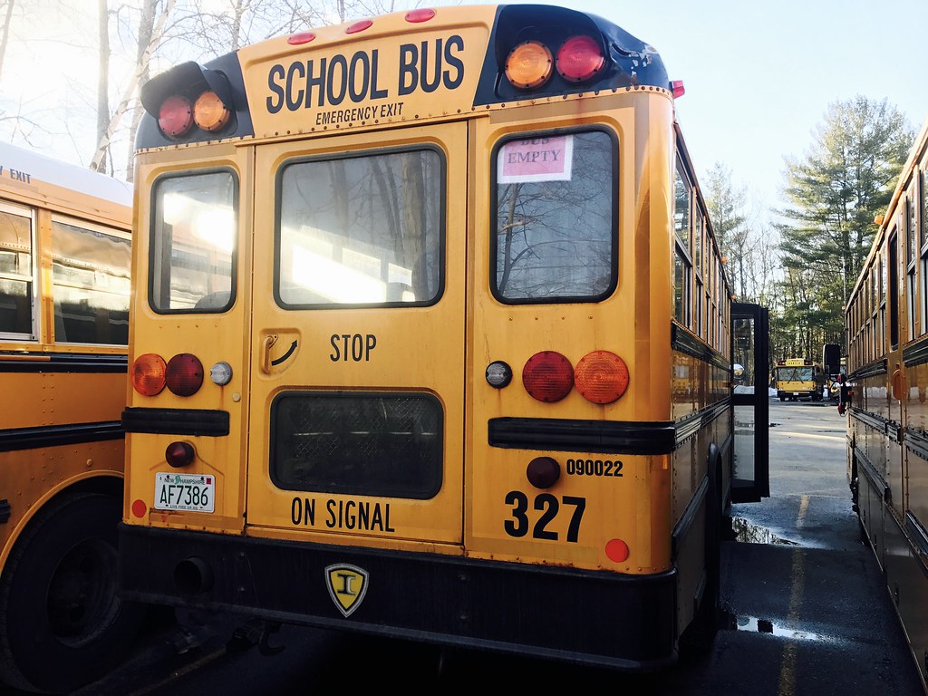 090022 Salem NH School District First Student 02intlbluebird Flickr