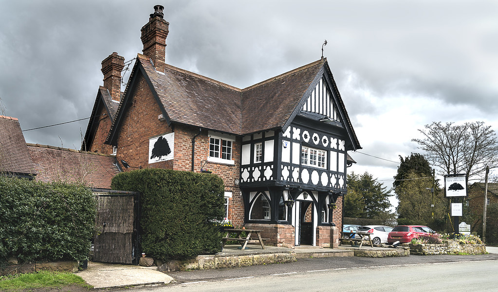 Yew Tree Inn, Bunbury, Cheshire. Real ale and good food in… Flickr