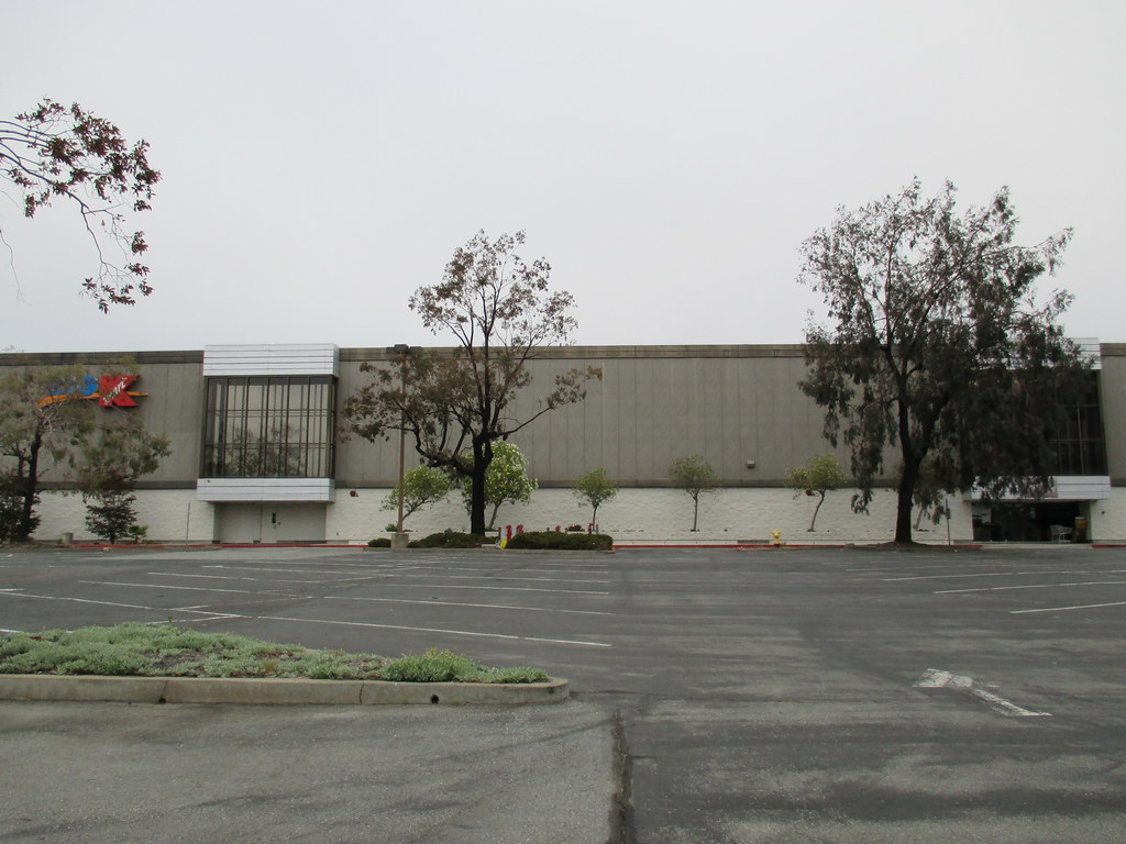 Montgomery Ward San Mateo,CA Former Montgomery Ward locate… Flickr