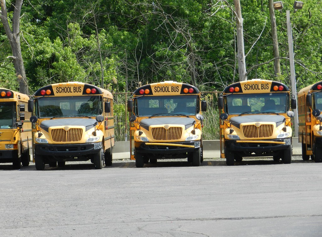 DSCN9600 Warren City Schools Bus Services, Inc.… Flickr